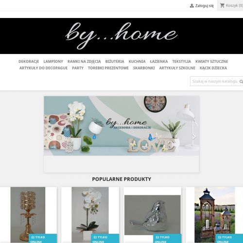 Kryształowe cukiernice i wiklinowe wianki